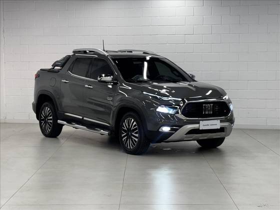 FIAT TORO 2.0 16V TURBO DIESEL RANCH 4WD AT9 FIAT TORO 2.0 16V TURBO DIESEL RANCH 4WD AT9